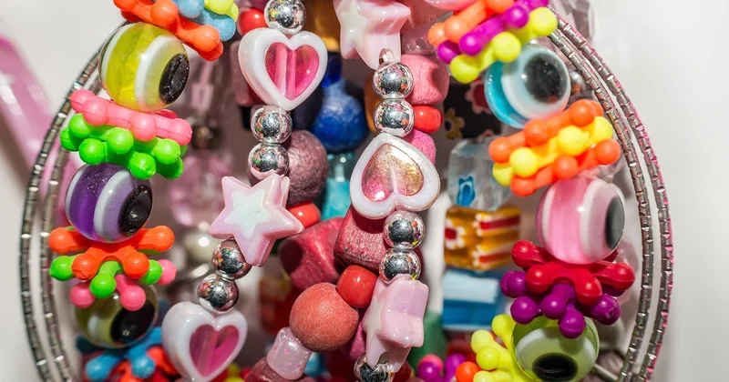 Bracelets, homéopathie, médicaments : ce qui marche selon l'âge
